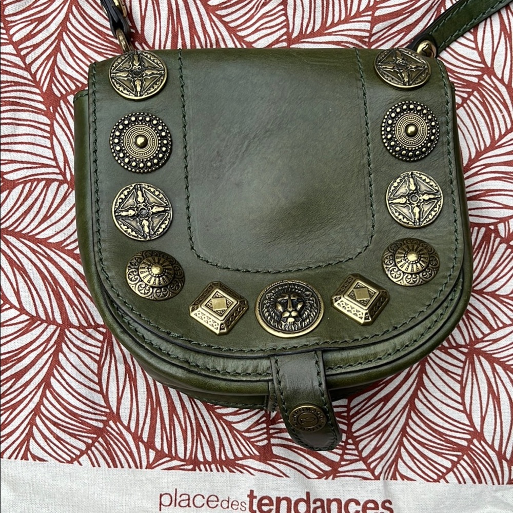 Elegant Green Campomaggi bag
